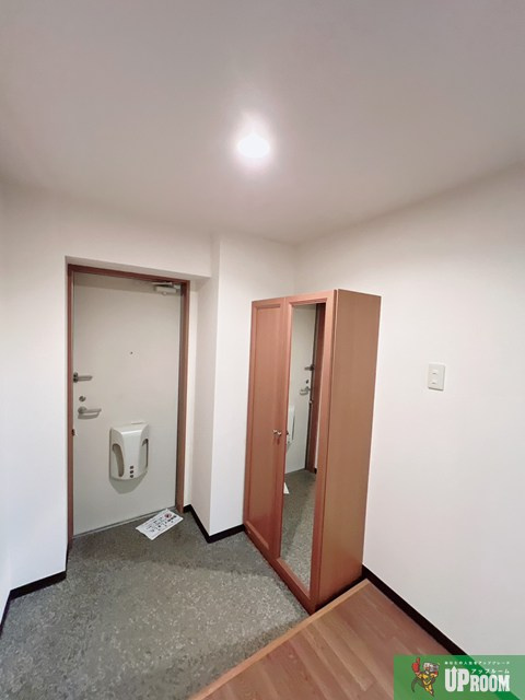 Irisの玄関