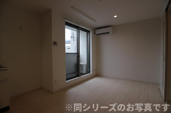 【居間・リビング】 | REGALEST西月隈　★プライスホームなら仲介手数料が割引価格です！★