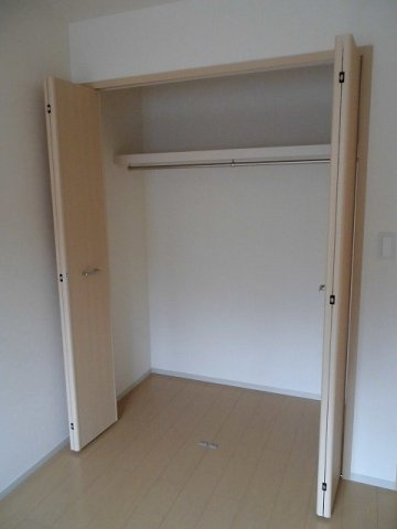 バービー・カール　Ｂ棟の収納|大きなものも収納できそうです