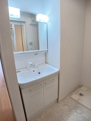 フレイヤ　Ⅱの洗面所|コンパクトで使いやすい洗面所