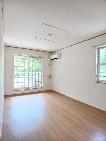 カーサ　セレノ　Ａの居間・リビング|ゆったり過ごせる居間です