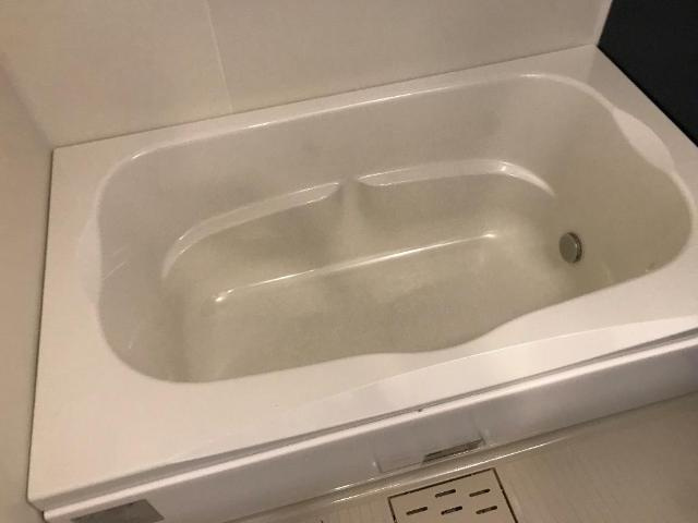 イーストヒルズEの浴室|追炊きバス