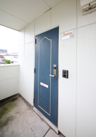 パストラーレたかねの玄関