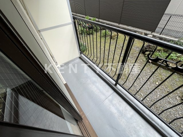 【バルコニー】 | ＮＵ　ＴＥＲＲＡＣＥ鵜の木 | バルコニーからの眺めを楽しみながら食事をしませんか
