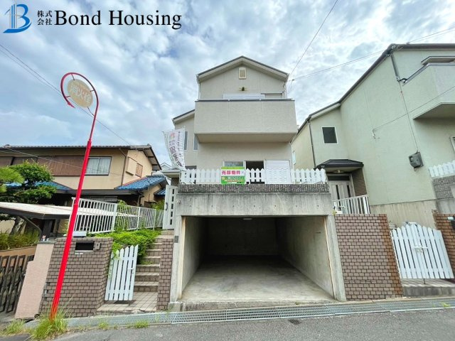 令和8年7月リフォーム済み物件　松が丘1丁目　中古戸建の外観