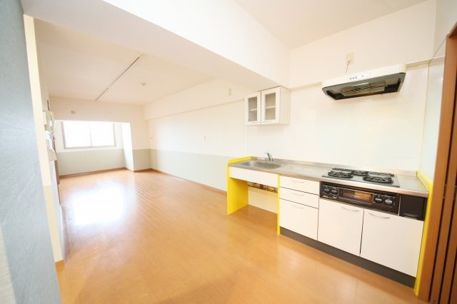 ファイーヴ土穴のキッチン|別のお部屋の写真となります。
イメージです。