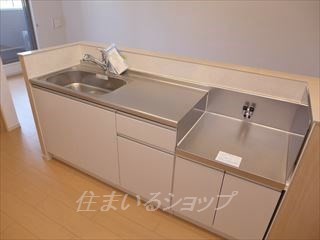 リバーサイド真倉　Hのキッチン|浄水器一体型シャワー水栓