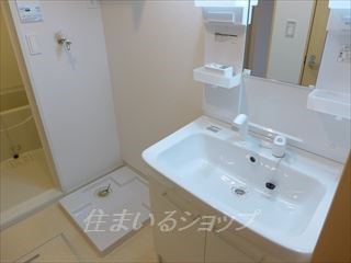 リバーサイド真倉　Hの洗面所|シャンプードレッサー