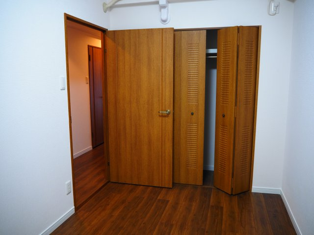 日野市三沢の中古マンションの収納