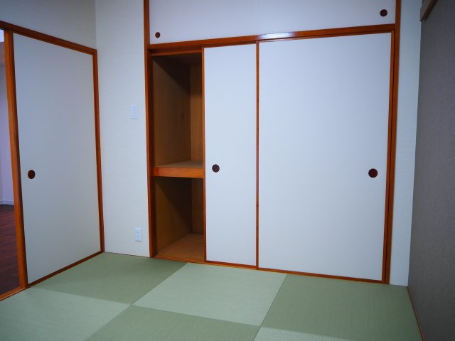 日野市三沢の中古マンションの和室