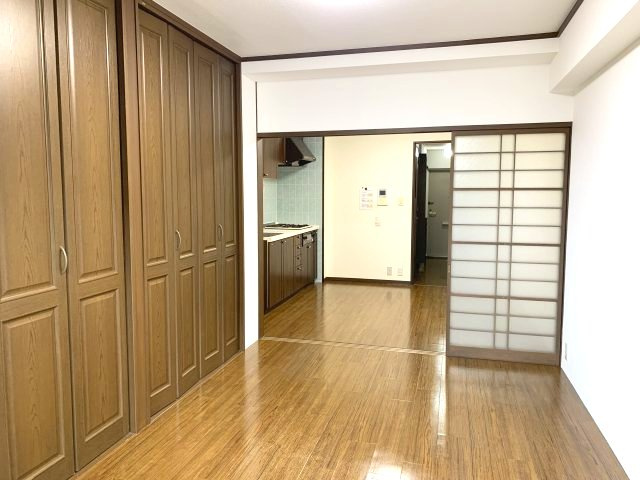 ライオンズマンション山王第二の居間・リビング|洋室6帖