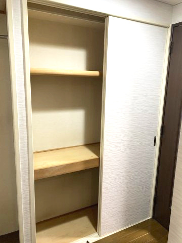 ライオンズマンション山王第二の収納|廊下収納