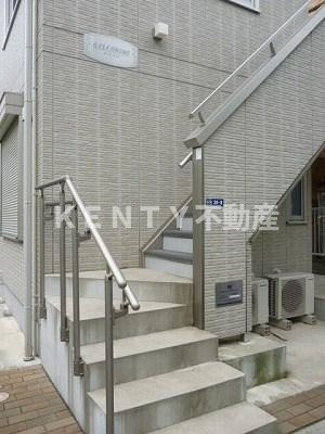 【エントランス】 | カーサクレド | 落ち着いたエントランスです