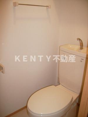 【トイレ】 | カーサクレド | 落ち着いた色調のトイレです