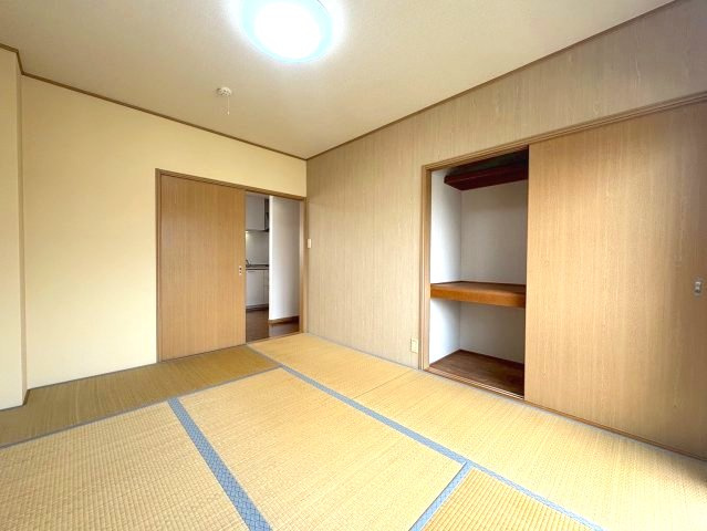 エステートピアウラタの和室