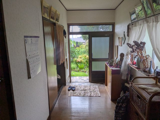 中古戸建　箕郷町生原の玄関