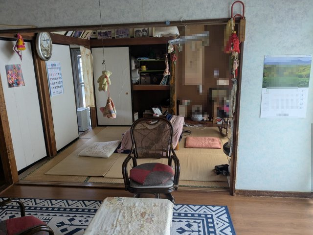 中古戸建　箕郷町生原の居間・リビング