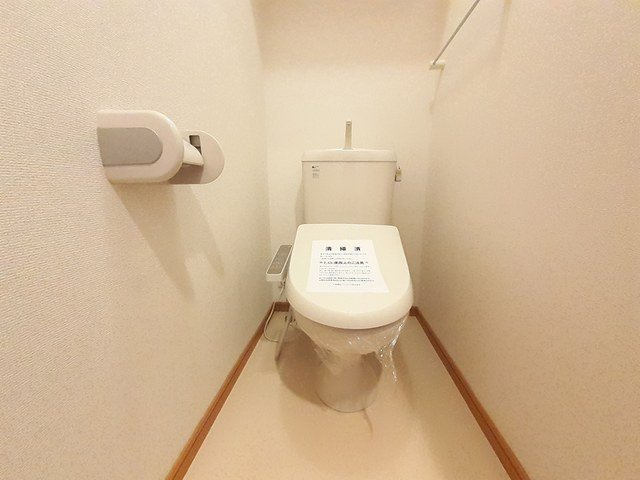 【トイレ】 | エスターブレＣ | トイレです