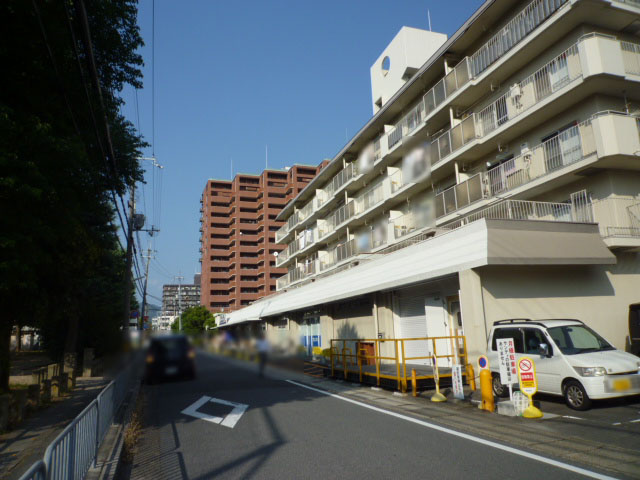 【外観】 | 梅津グランドハイツ | 物件から阪急『西京極』駅まで徒歩18分