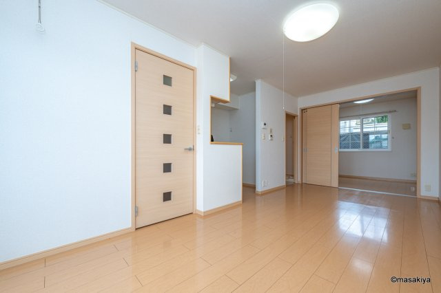 シャルマン櫻街の居間・リビング