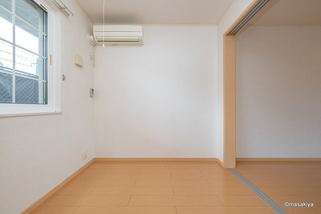 シャルマン櫻街の洋室