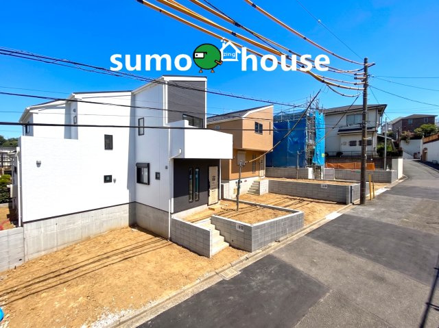 横浜市鶴見区梶山208③　1号棟の前面道路含む現地写真|前面道路含む現地写真です