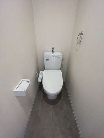 San Marino尼崎のトイレ|落ち着いた色調のトイレです