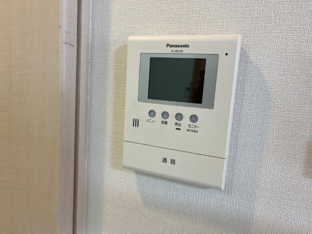 加古川市平岡町土山のアパートのセキュリティ|カメラ付インターホン