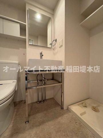 川崎市多摩区登戸新町の賃貸マンションの洗面所