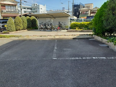 【駐車場】 | ブランルージュ | 駐車場があります
