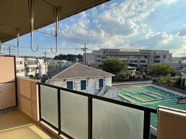 川崎市多摩区宿河原３丁目の賃貸マンションの展望