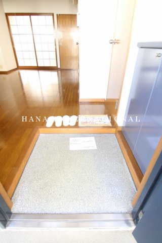 広尾レジデンスの玄関