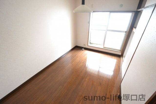 南武庫之荘三丁目戸建貸家の内装