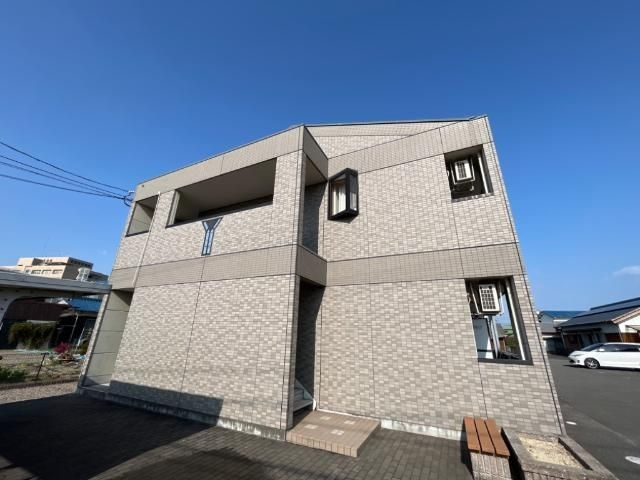 イーストリバー2の外観