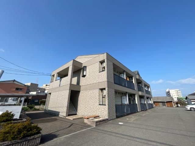 イーストリバー2の外観