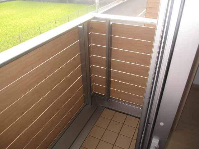 エグレッタコートA棟のバルコニー