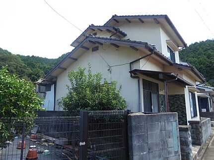 安佐北区深川4丁目中古戸建の前面道路含む現地写真