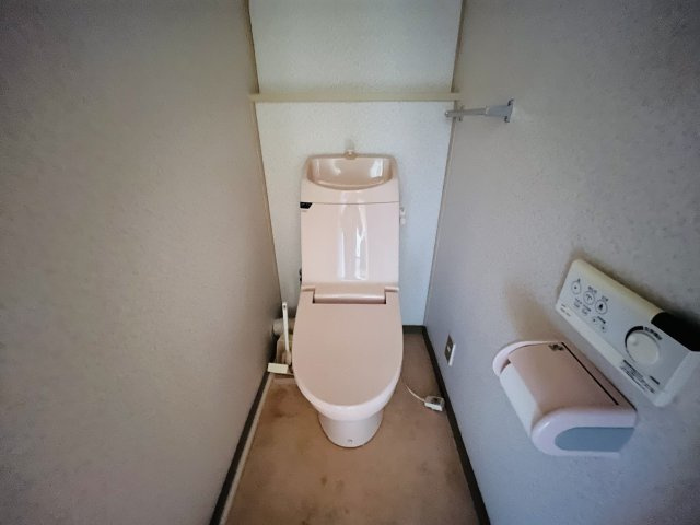名谷27団地１０号棟3階のトイレ|念願のマイホーム購入をお手伝いいたします
