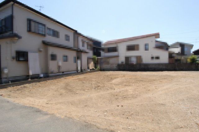 高知市朝倉本町　新築戸建　②　（全3区画）の外観|②　土地面積　126.06㎡（約38.13坪）　建物面積　88.44㎡（約26.75坪）