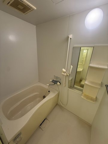 グランドール南水元の浴室