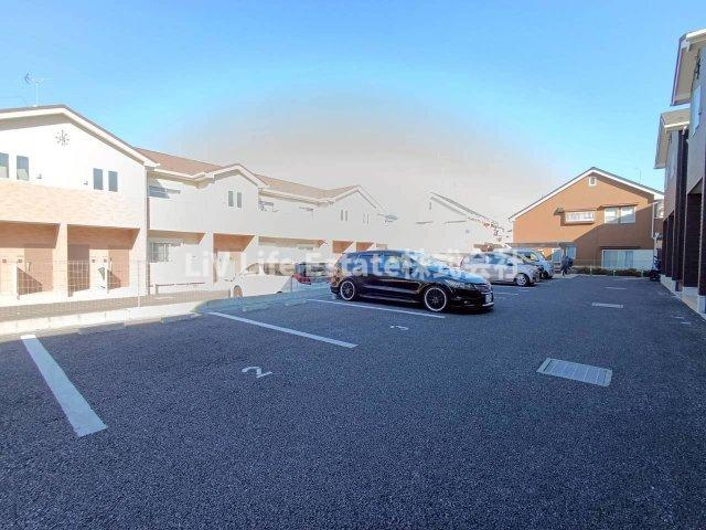 デュラカーサ　モナミⅠの駐車場