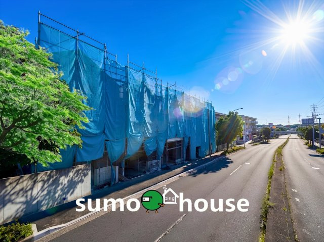 早渕3丁目　B棟の前面道路含む現地写真