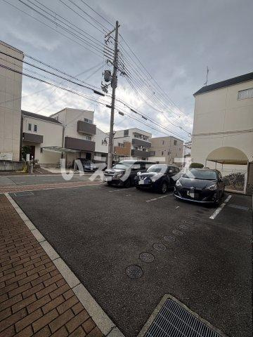 シーガ兵庫の駐車場