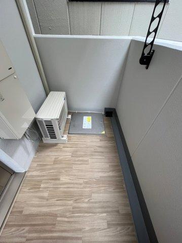 シーズンフラッツ新町のバルコニー