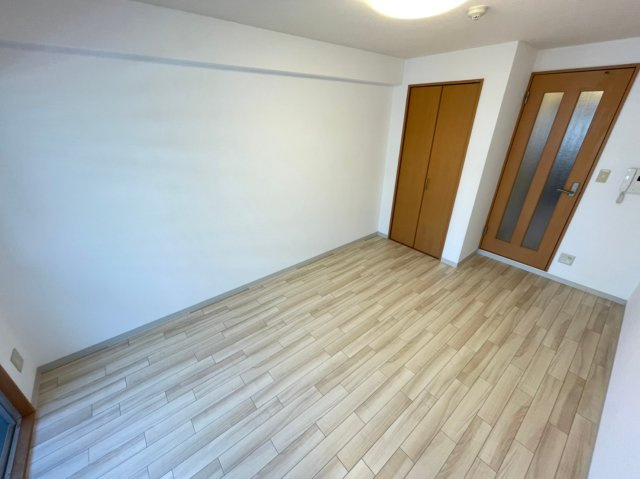 アーデン和泉町の居間・リビング