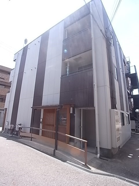 セルブ板宿の外観