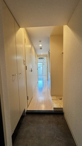エステムプラザ天神EASTプレミアムタワーの玄関