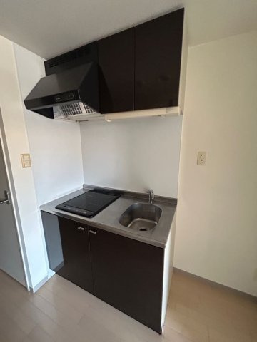 ロイスグラン神戸下沢通のキッチン