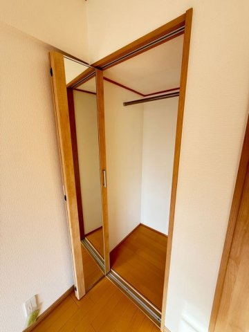 田中マンションの玄関