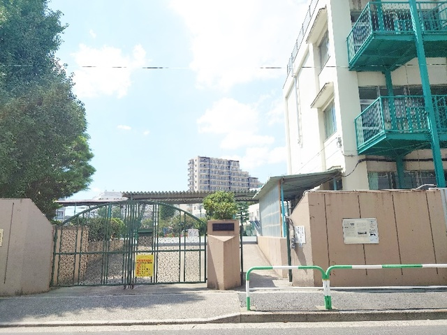 マルヨネマンションのその他|北区立稲田小学校